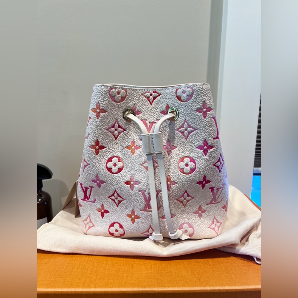 Louis Vuitton NéoNoé BB
